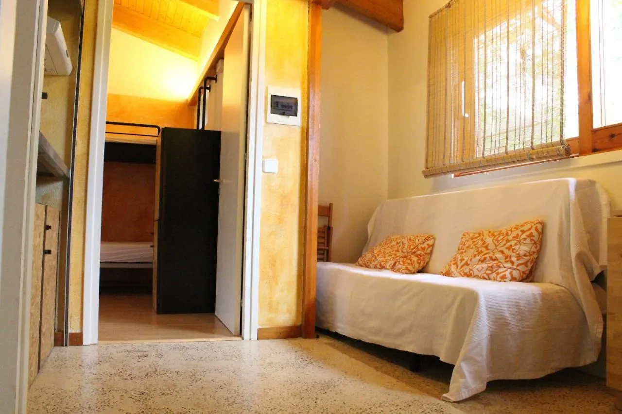 Hostal Mas Pages Albergue Sant Esteve De Guialbes
